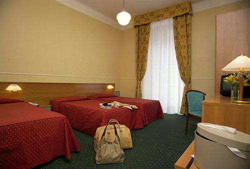 Hotel Johnny Milano Eksteriør bilde