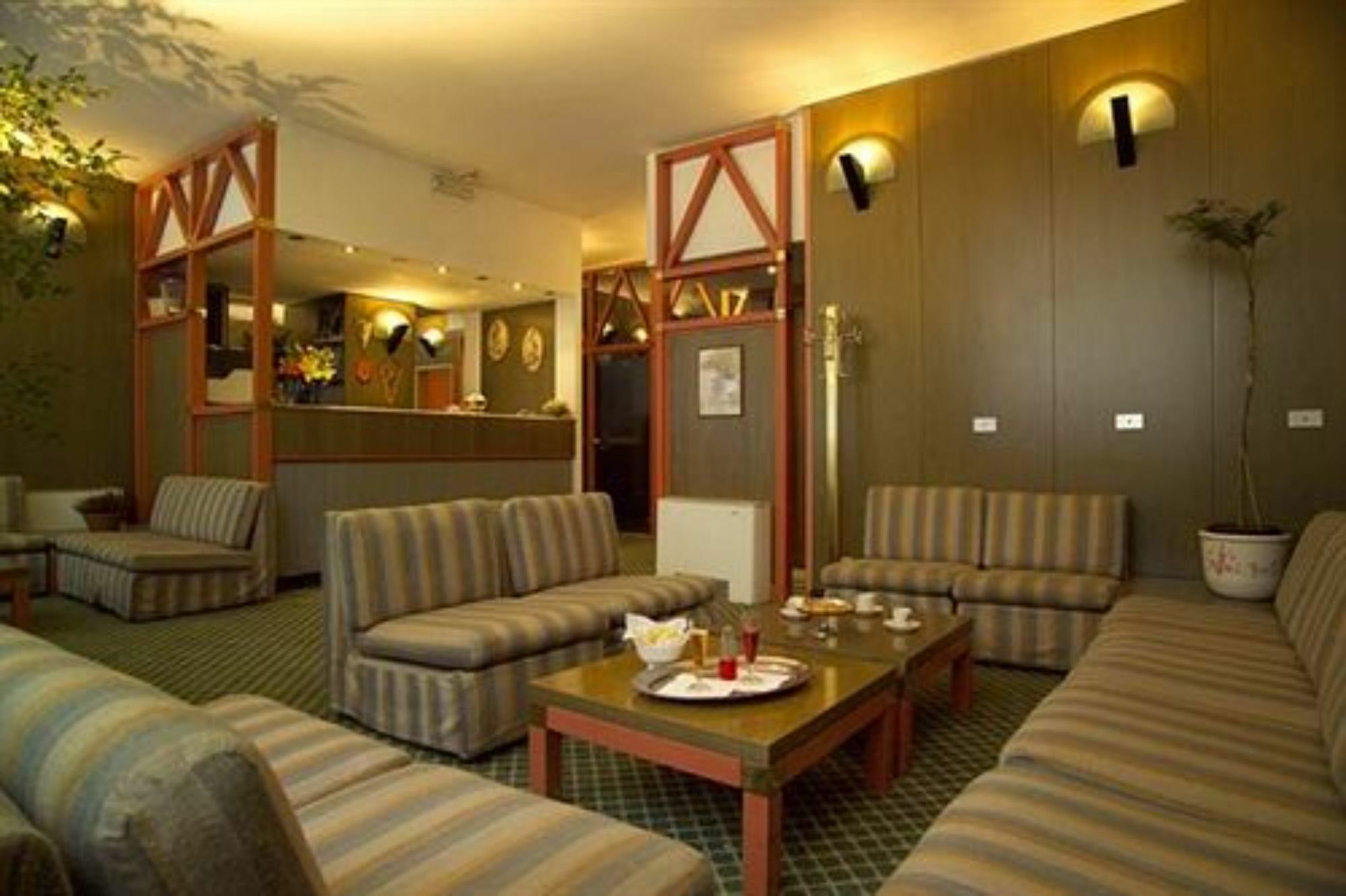 Hotel Johnny Milano Eksteriør bilde